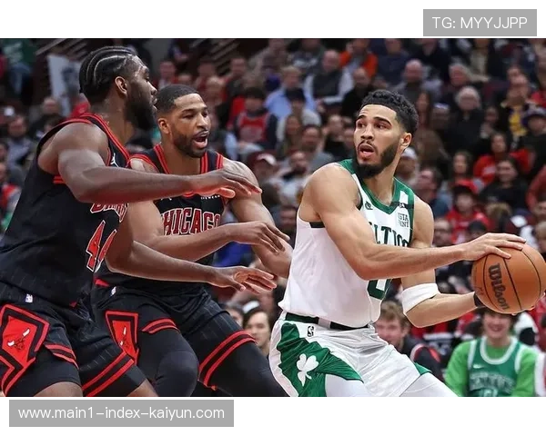 雨果-冈萨雷斯顶替布朗首发砍18分16板,绿军锋线新星迎生涯夜 雨果-冈萨雷斯顶替布朗首发砍18分16板,绿军锋线新星迎生涯夜